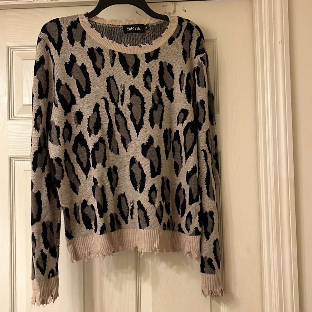 Leopard Print Sweater Size M